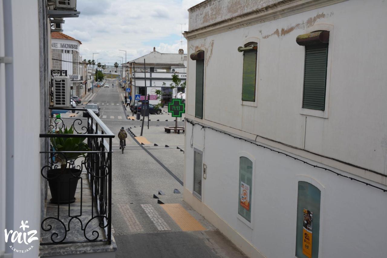 Bed and Breakfast Raiz Alentejana Reguengos de Monsaraz Esterno foto