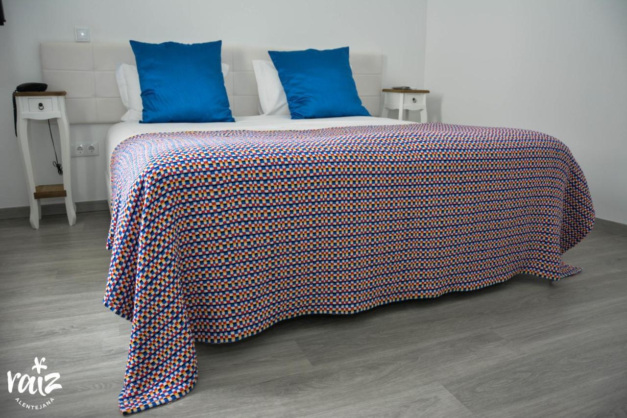 Bed and Breakfast Raiz Alentejana Reguengos de Monsaraz Esterno foto